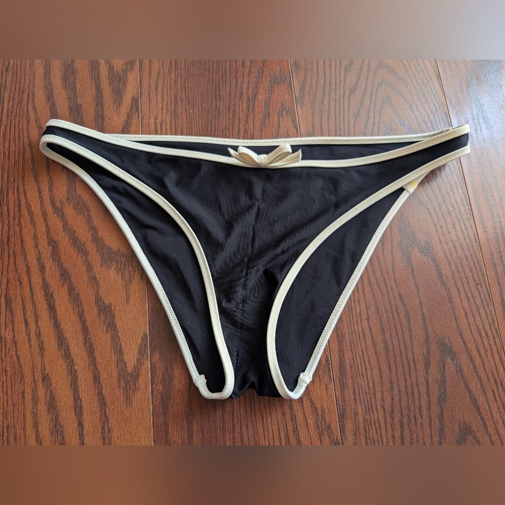 summersalt Black Bikini Bottom with Cream Trim Detail Bow Sz 6